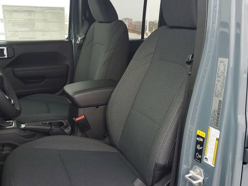 New 2026 Jeep Gladiator Sport image 17