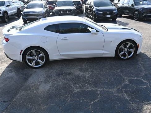 Used 2016 Chevrolet Camaro SS image 6