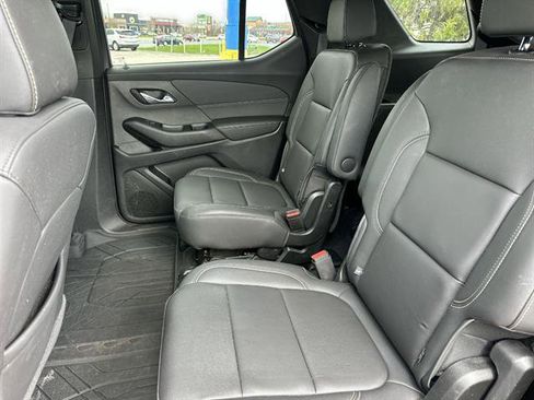 Used 2023 Chevrolet Traverse LT w/ LT Premium Package image 46