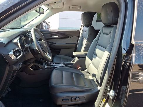 Used 2022 Chevrolet TrailBlazer LT w/ Premium Seating Package AWD/4WD image 13