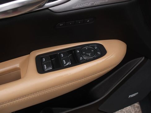 Used 2020 Cadillac XT5 Sportv w/ Platinum Package AWD/4WD image 19
