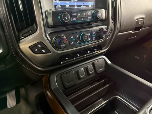 Used 2017 Chevrolet Silverado 1500 LTZ w/ Sport Package AWD/4WD image 80