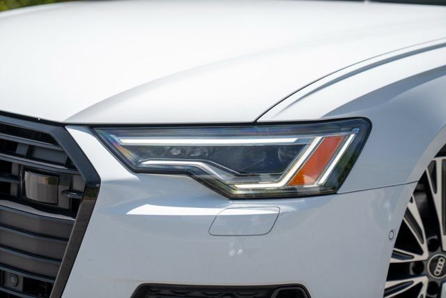 Used 2023 Audi A6 Premium Plus w/ Premium Plus Package AWD/4WD image 4