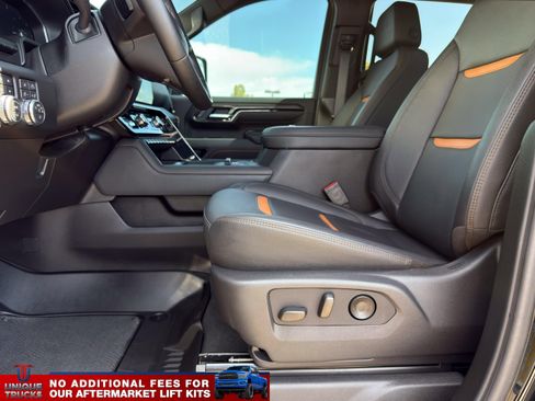 Used 2026 GMC Sierra 3500 AT4 w/ AT4 Premium Plus Package AWD/4WD image 18
