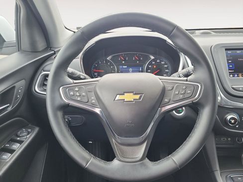 Used 2024 Chevrolet Equinox LT image 16