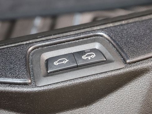 Used 2023 BMW X5 xDrive45e w/ M Sport Package image 65