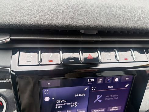 Used 2023 Jeep Grand Cherokee L Laredo image 16