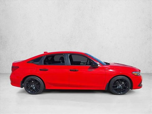 Used 2023 Honda Civic Sport image 4