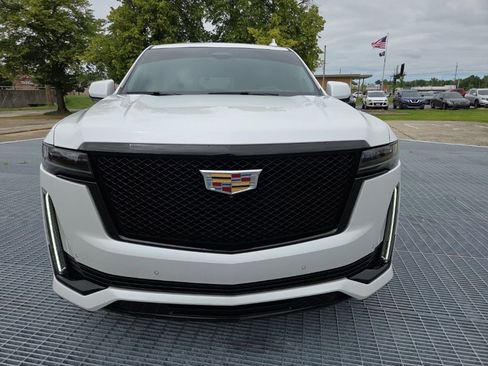Used 2021 Cadillac Escalade Sport Platinum AWD/4WD image 9