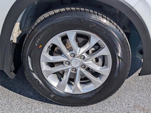 Used 2020 Hyundai Santa Fe SEL image 10