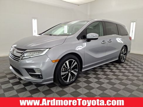Used 2018 Honda Odyssey Elite image 1