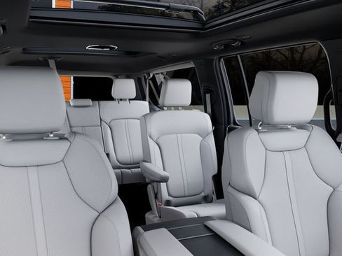 New 2026 Jeep Grand Wagoneer L 4WD w/ Premium Group I image 26