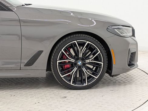 Used 2021 BMW 540i w/ Executive Package image 11