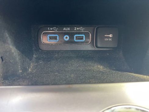 Used 2018 Jeep Grand Cherokee Laredo AWD/4WD image 13