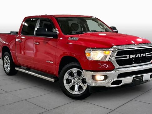 Used 2019 RAM 1500 Big Horn AWD/4WD image 3