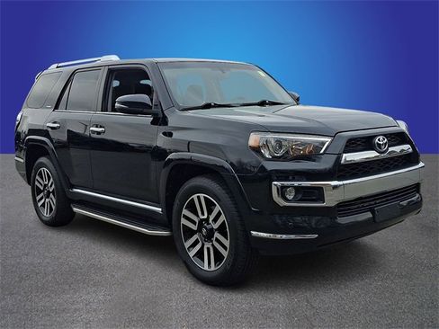 Used 2019 Toyota 4Runner Limited image 3