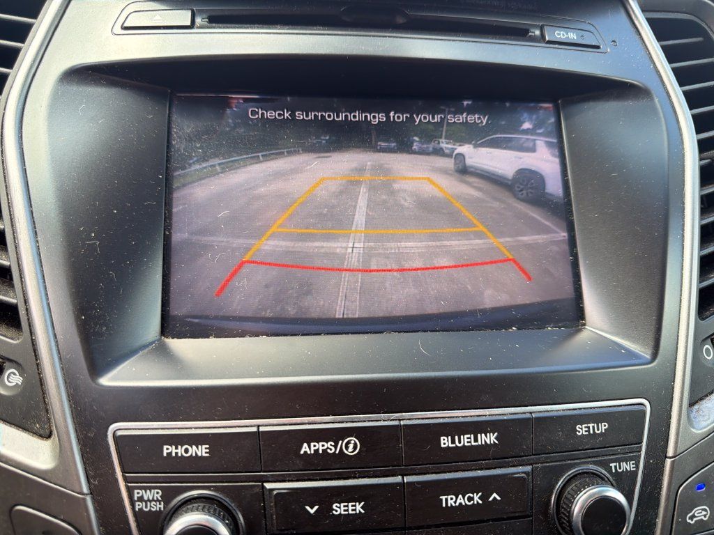 Used 2018 Hyundai Santa Fe SE w/ Cargo Package FWD image 24
