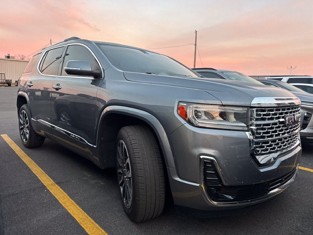 Used 2020 GMC Acadia Denali w/ LPO, Floor Liner Package FWD image 2