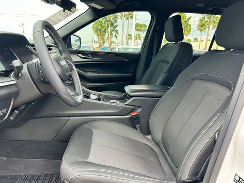 Used 2025 Jeep Grand Cherokee Laredo w/ MOPAR Finishing Package RWD image 9