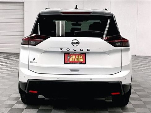 New 2026 Nissan Rogue Dark Armor FWD image 4