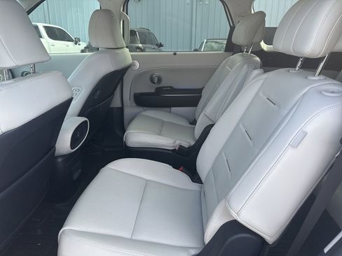 Used 2026 Hyundai Palisade Calligraphy FWD image 11