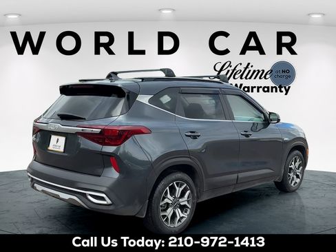 Used 2022 Kia Seltos EX AWD/4WD image 7