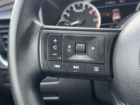 Certified 2023 Nissan Rogue S image 26