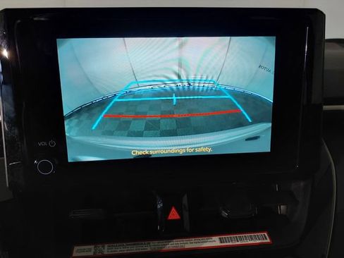 Used 2025 Toyota Corolla LE w/ LE Premium Package FWD image 19