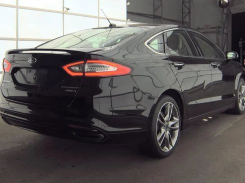 Used 2016 Ford Fusion Titanium image 3