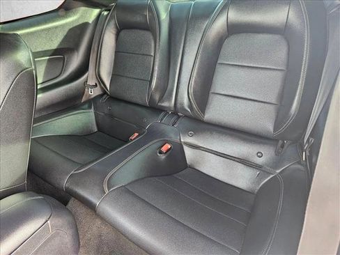 Used 2018 Ford Mustang GT Premium image 15