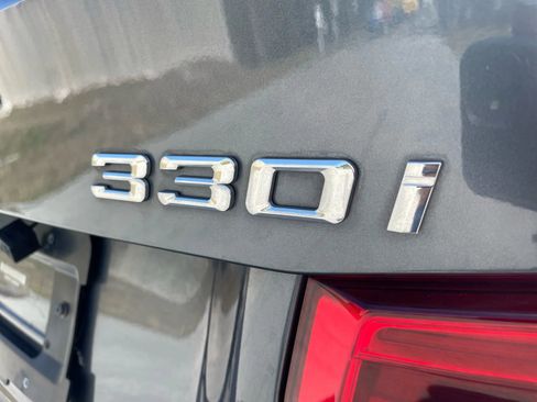 Used 2017 BMW 330i Sedan image 13