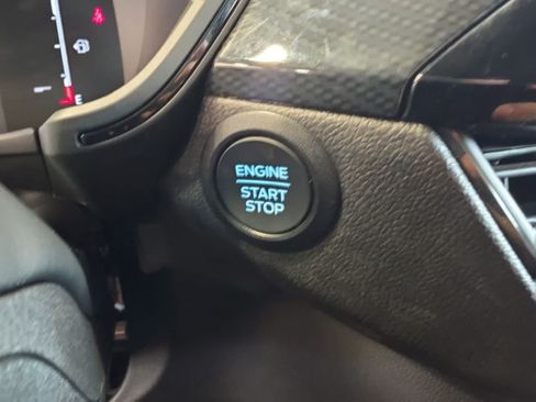 Used 2025 Ford Escape ST-Line Select AWD/4WD image 24