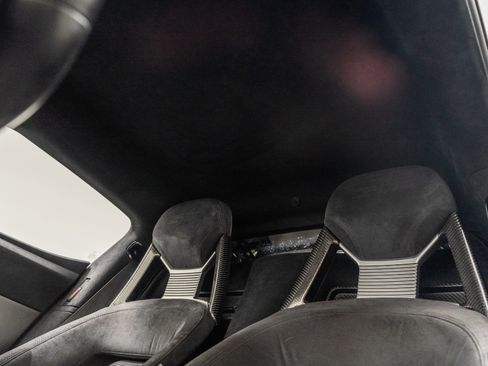 Used 2020 Ford GT image 18