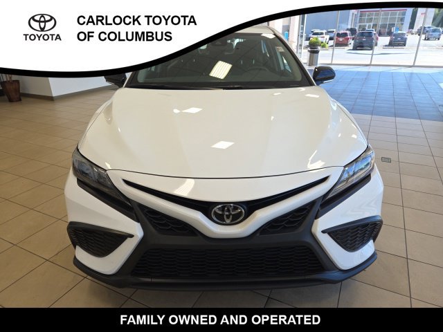 Used 2024 Toyota Camry SE w/ Convenience Package AWD/4WD image 5
