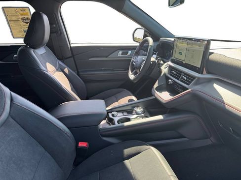 New 2026 Ford Explorer ST RWD image 18