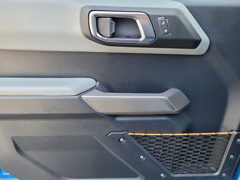 Used 2022 Ford Bronco Badlands image 18