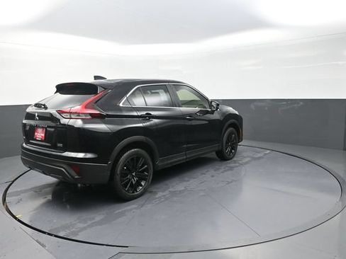 Used 2023 Mitsubishi Eclipse Cross LE AWD/4WD image 28