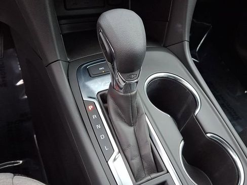 Used 2024 Chevrolet Equinox LS w/ LS Convenience Package image 19