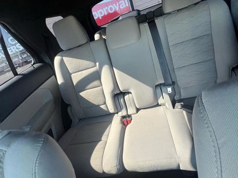 Used 2013 Ford Explorer 4WD w/ Class III Trailer Tow Pkg image 24