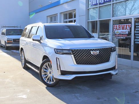 Certified 2023 Cadillac Escalade ESV Premium Luxury w/ Performance Package image 48