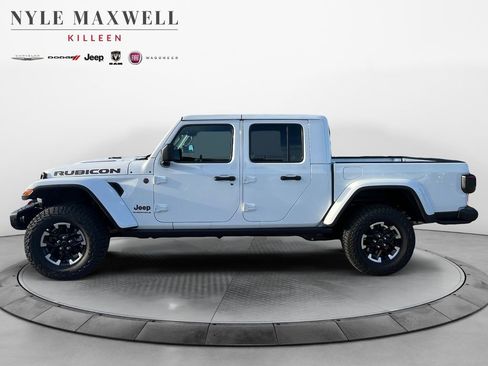 New 2026 Jeep Gladiator Rubicon AWD/4WD image 13