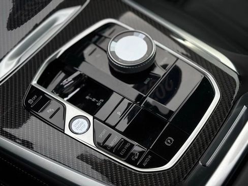 Used 2025 BMW X5 M60i w/ Executive Package image 75