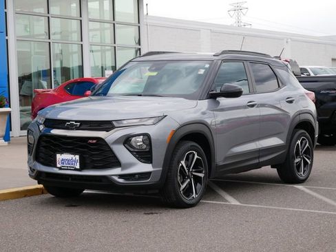 Used 2023 Chevrolet TrailBlazer RS w/ Convenience Package AWD/4WD image 2