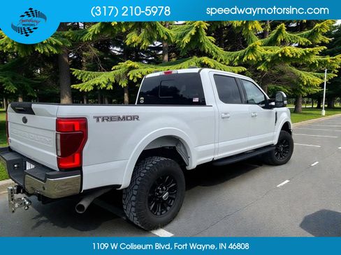 Used 2021 Ford F250 XLT w/ XLT Premium Package image 4