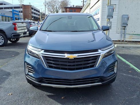 Certified 2024 Chevrolet Equinox LT w/ LPO, Floor Liner Package image 9