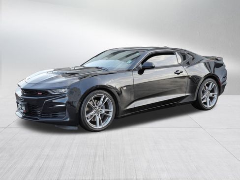 Used 2019 Chevrolet Camaro SS image 3