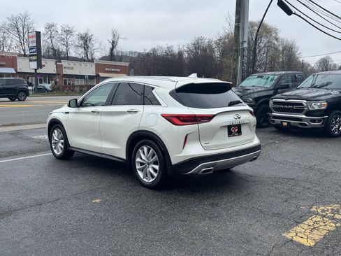 Used 2019 INFINITI QX50 Essential w/ Premium Heat Package image 5