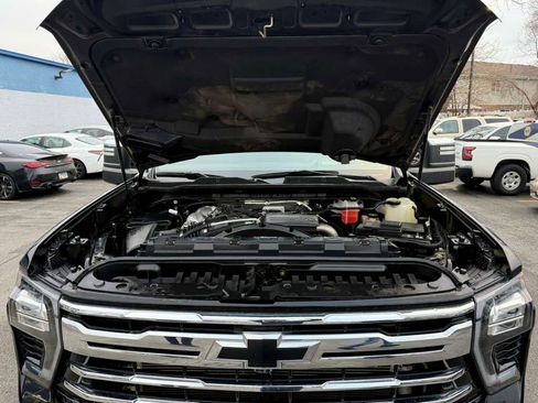 Used 2024 Chevrolet Silverado 3500 LTZ w/ LTZ Texas Edition image 65