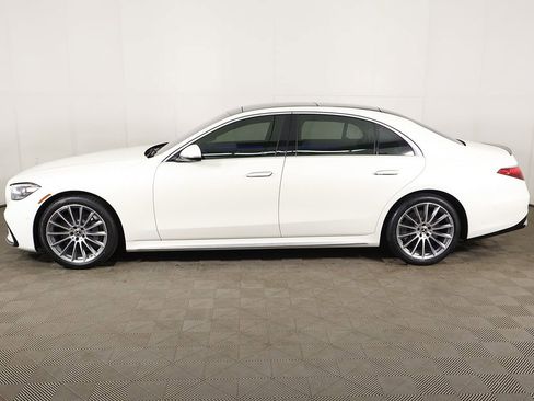 Used 2022 Mercedes-Benz S 500 4MATIC w/ AMG Line Package image 21