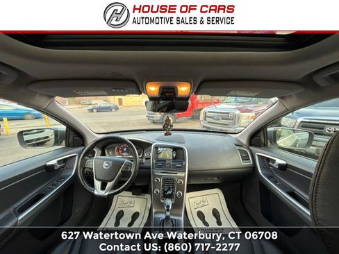 Used 2016 Volvo XC60 T6 Platinum image 37